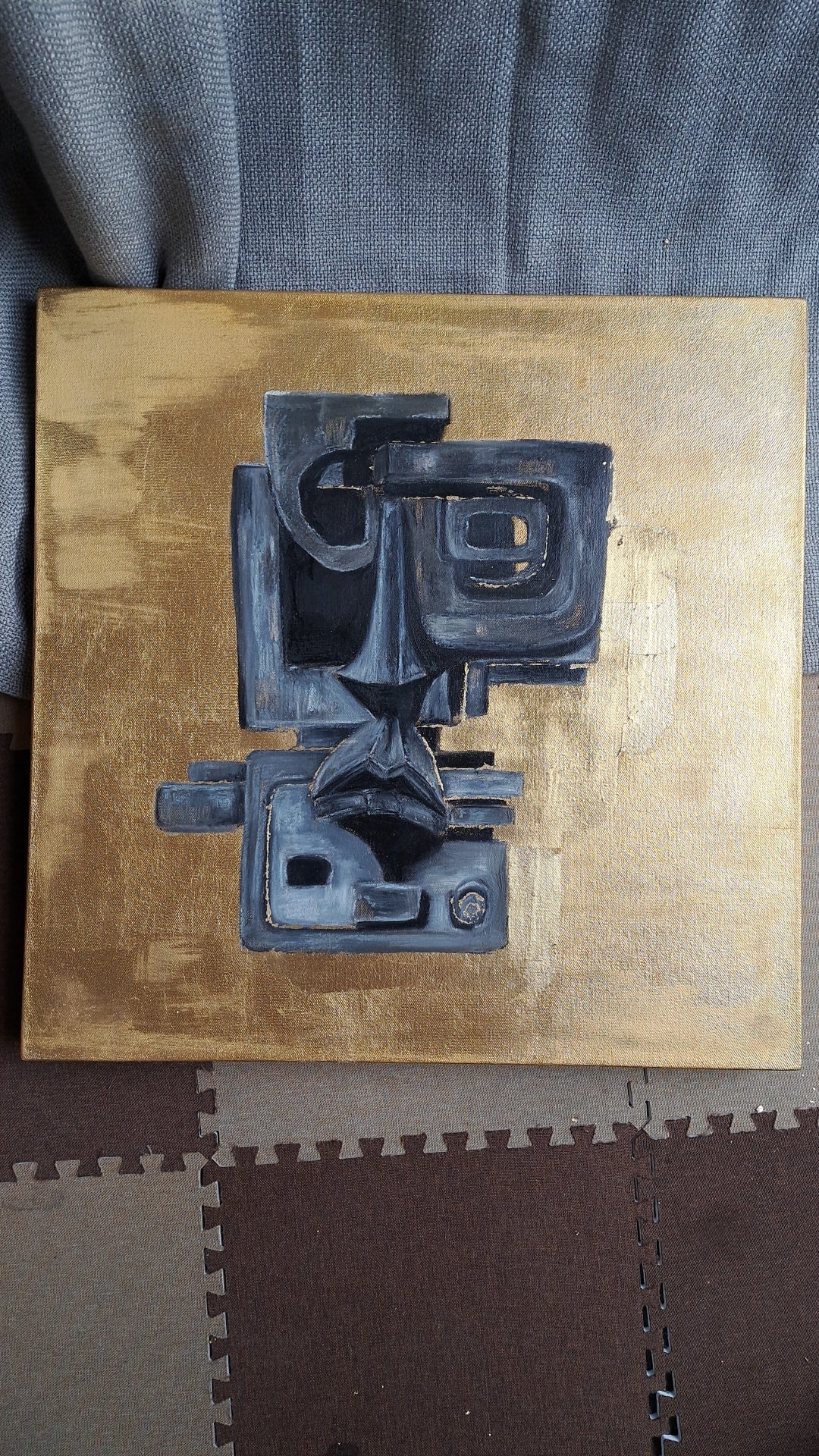 Rostro del oro silencioso